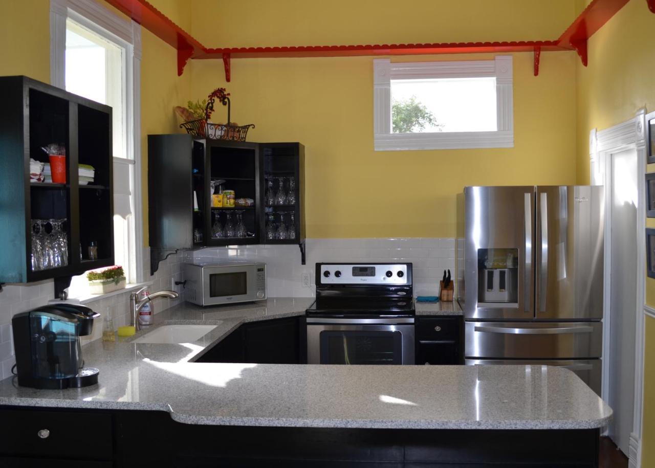Yellow House B&B Salado Exterior foto